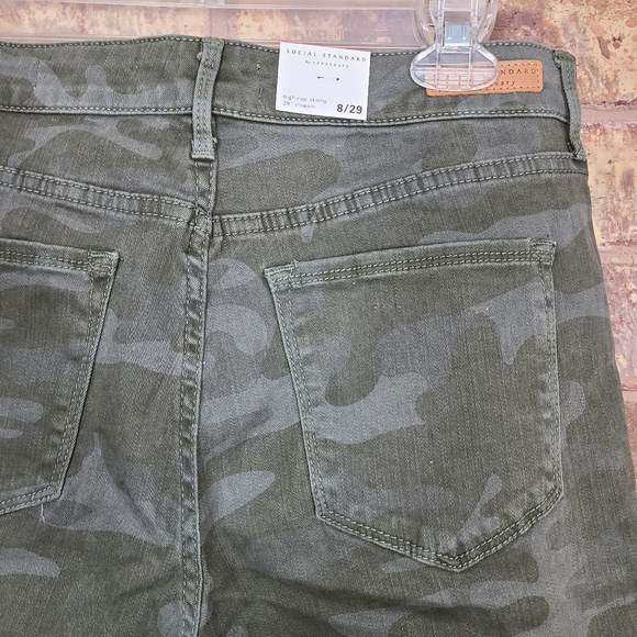 Sanctuary By Social Standard High Rise Skinny Camo - Picture 9 of 12